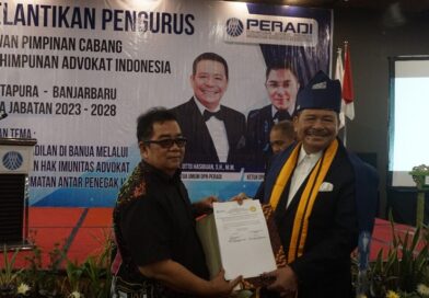 Rektor Uvaya Bjm dan Ketua Umum DPN PERADI Tandatangani Nota Kesepahaman Memorandum of Understanding (MoU)